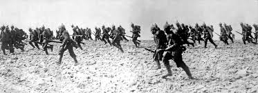 This photo shows German soldiers advancing. 1914.   Courtesy of Wikimedia.org